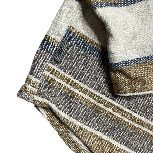 Royal Robbins Clouds Rest Hemp Long Sleeve Button Down Shirt Size Small - Picture 9 of 10